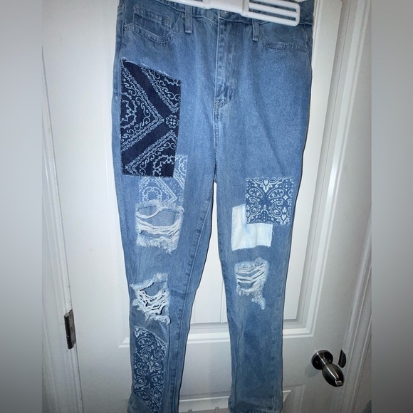 Simple Society Bandana Patchwork Jeans Women's 7/28 High Rise Distressed - Picture 4 of 14